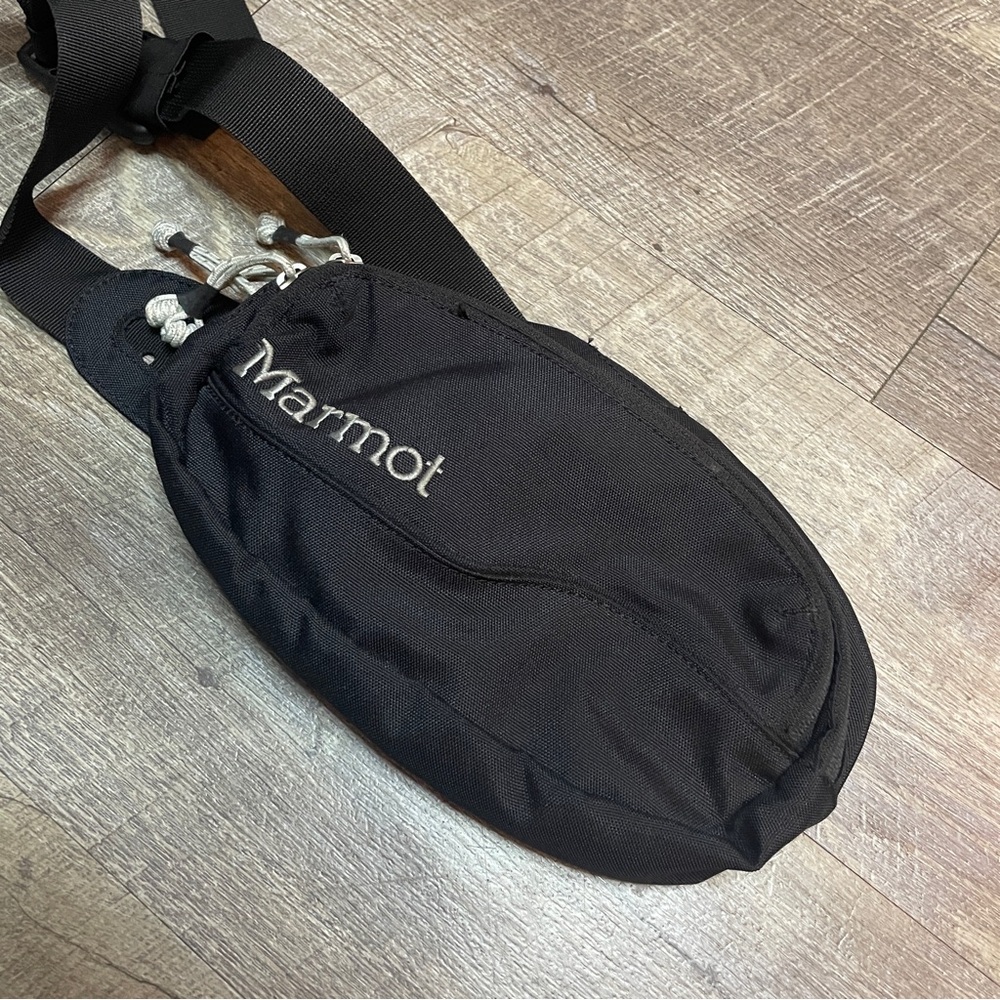 Marmot‎ Black Belt Bag for Men
